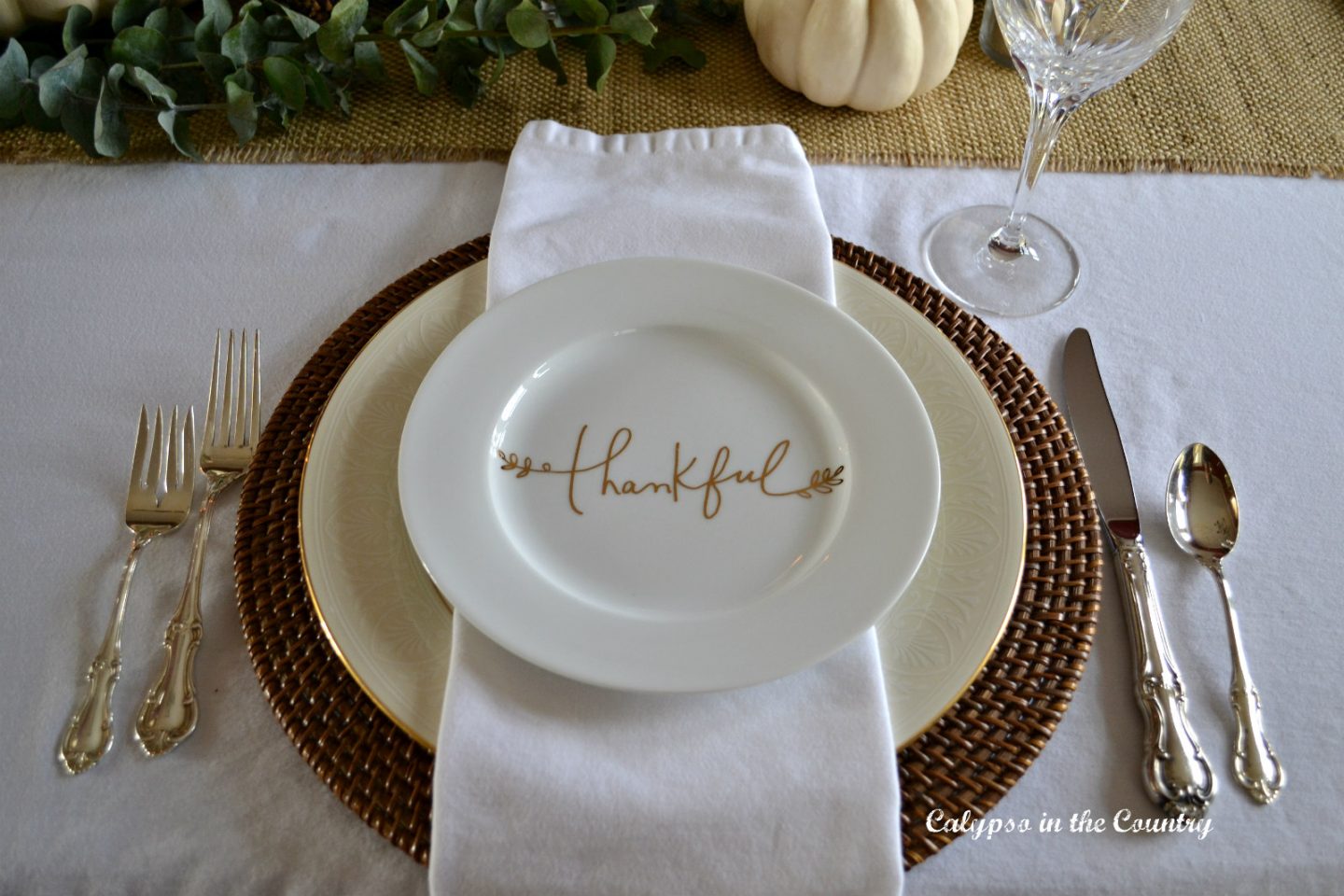 White napkins on Thanksgiving Table