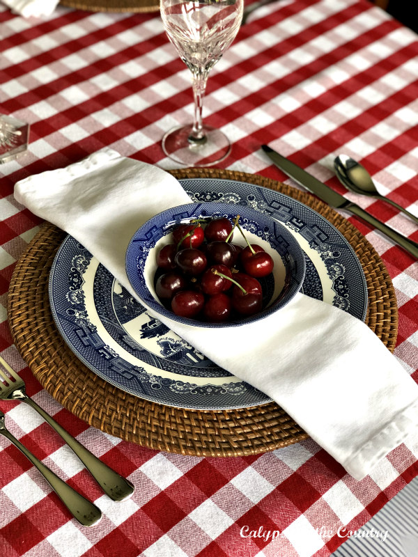 Patriotic Place Setting with Blue Willow