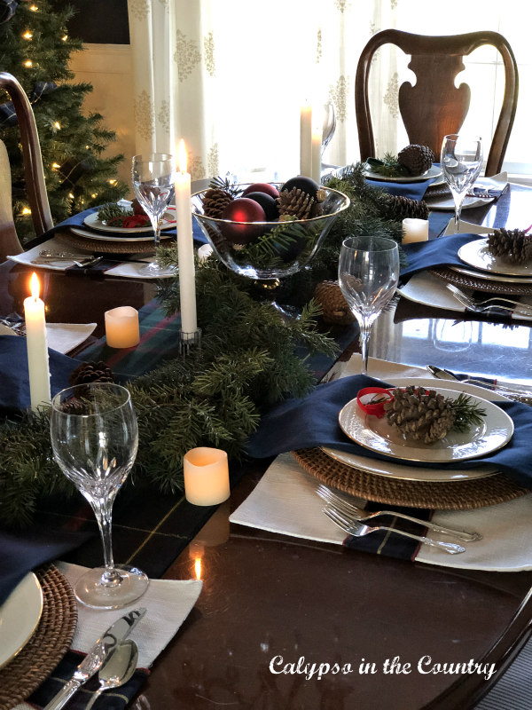 Christmas Dining Table with blue and white settings