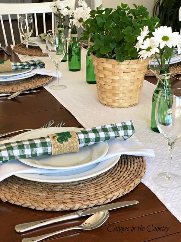 St. Patrick's Day Table décor.