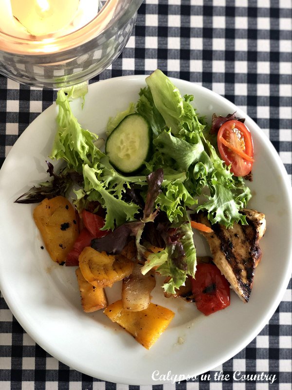 Grilled Chicken, Vegetables and Salad - Easy Barbecue Ideas 