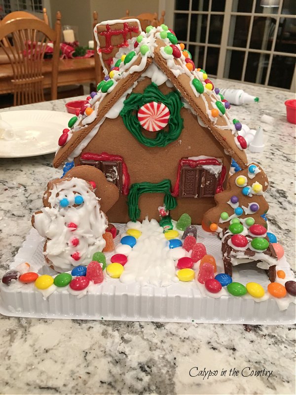gingerbread house - simple holiday traditions