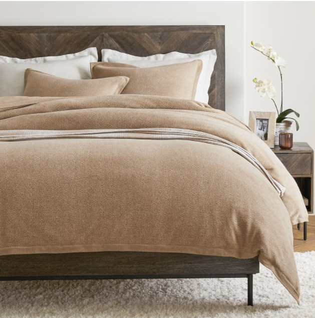 tan fleece bedding - cozy bedroom ideas