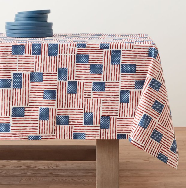 flag themed tablecloth for the 4th of july