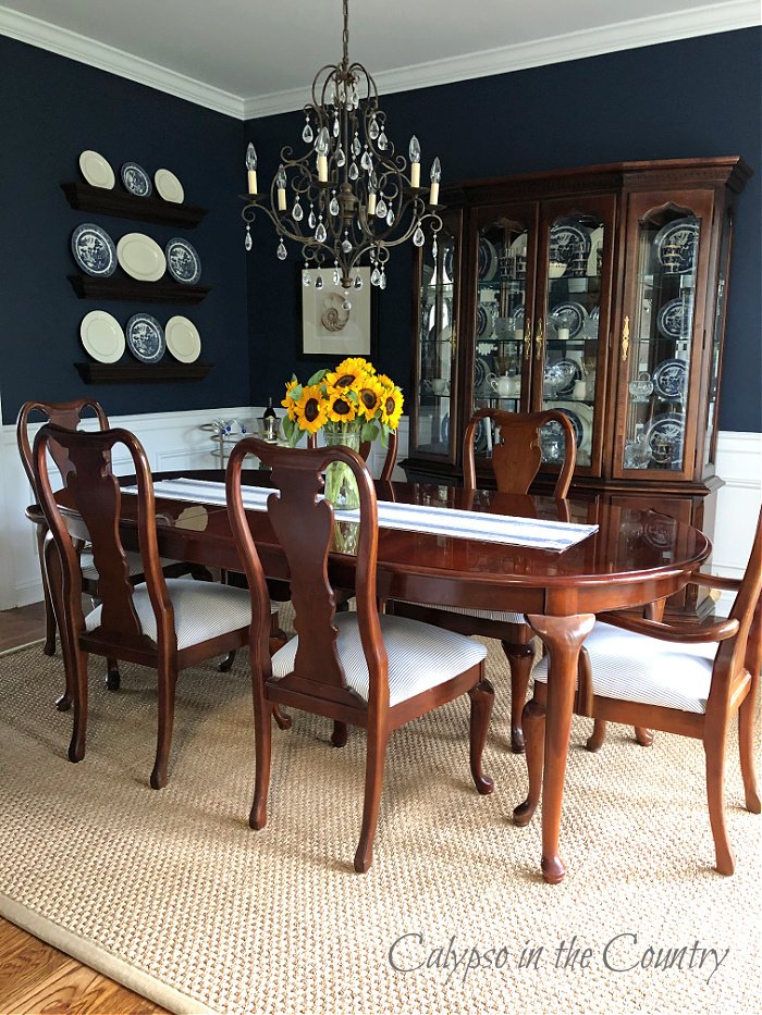 Sunflowers on dining room table 