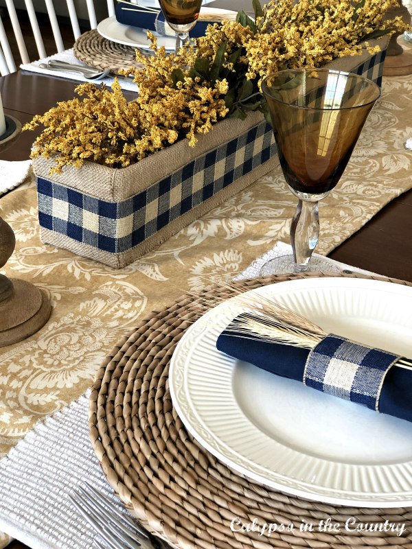 Navy and gold table setting - kitchen fall decor ideas