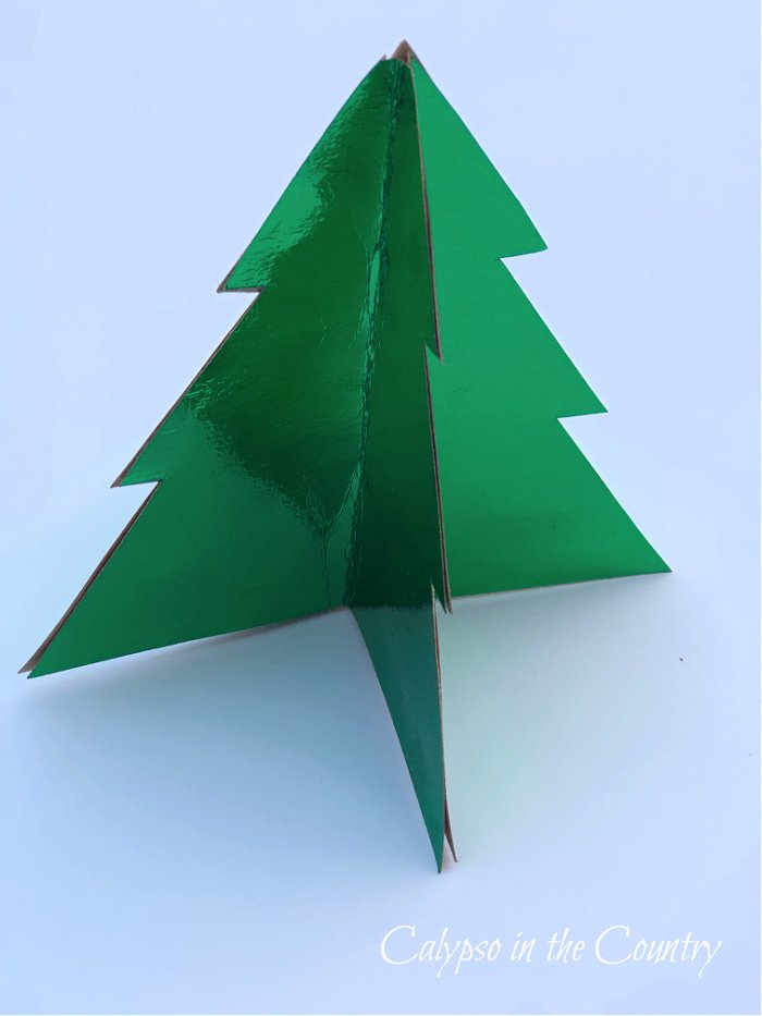 Green card stock standing tree - DIY paper Christmas decorations