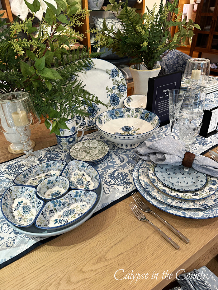 Blue and white table decor - February wrap up